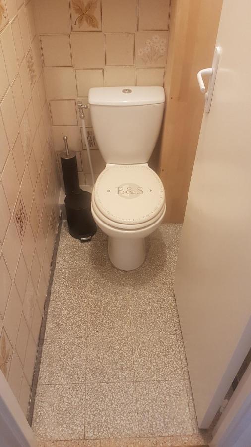 New Cheap Private Room, Kitchen , Overwieuw Sea,Tram On Spot, 12 Minutes From Nice Train Station With Tram , Beach In 17 Min Tram , Chambre Privee Pas Cher, Cuisine Equipee , Tram Sur Place, Apercu Mer, 12 Min De La Gare De Nice Avec Le Tram, 17 Min Экстерьер фото