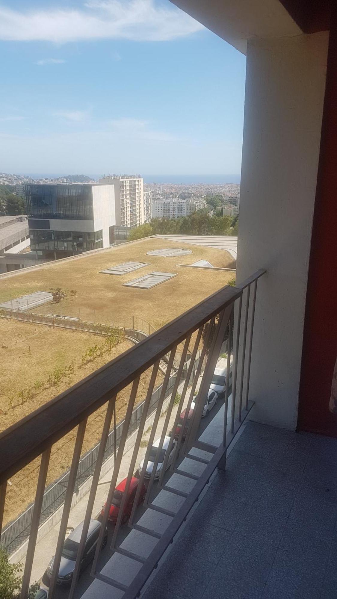 New Cheap Private Room, Kitchen , Overwieuw Sea,Tram On Spot, 12 Minutes From Nice Train Station With Tram , Beach In 17 Min Tram , Chambre Privee Pas Cher, Cuisine Equipee , Tram Sur Place, Apercu Mer, 12 Min De La Gare De Nice Avec Le Tram, 17 Min Номер фото
